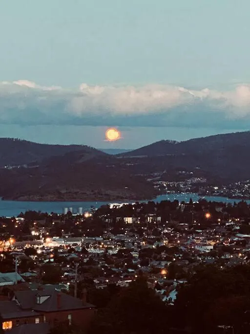 Amazing View Architech Home 8Minutes To Hobart Cbd Casa vacanze